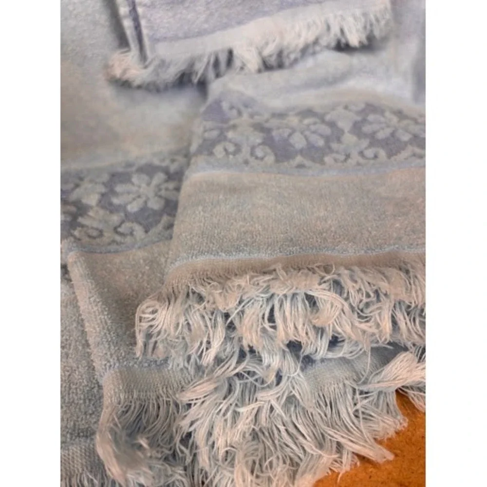 Vintage JCPenney Light Blue Floral Damask Fringed Towel Set 2 Bath 1 Hand Towel